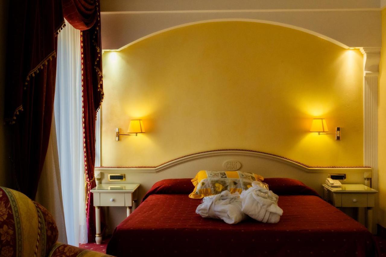 Grand Hotel Osman & Spa E Ristorante Il Danubio Atena Lucana Dış mekan fotoğraf
